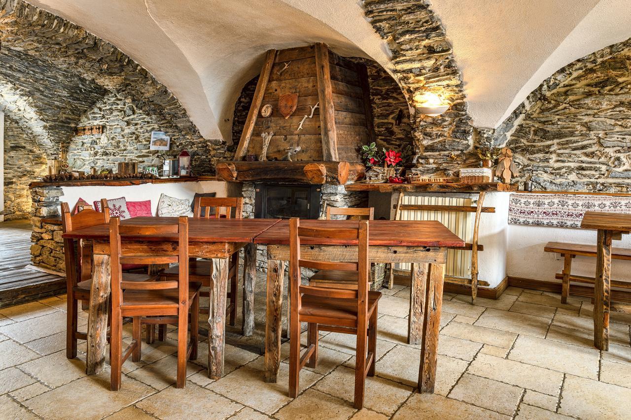 Agriturismo Il Fiocco Cesana Torinese Ngoại thất bức ảnh